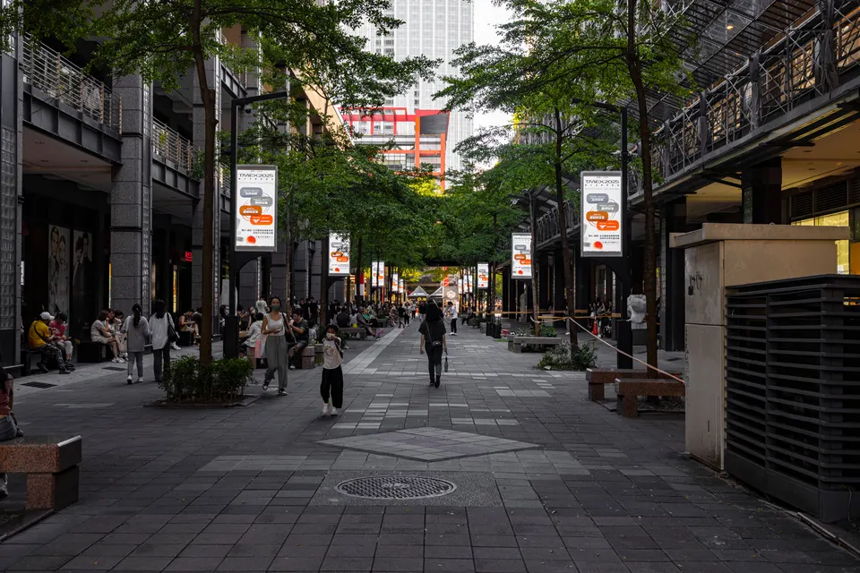 Key Local Features & Areas We Serve in Redwood in Redwood